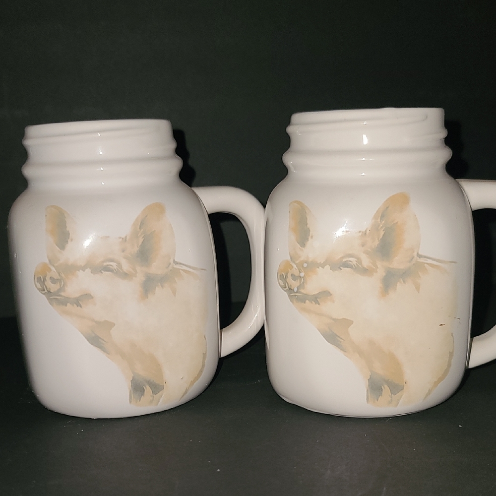 Set of Two Pig Design Mugs